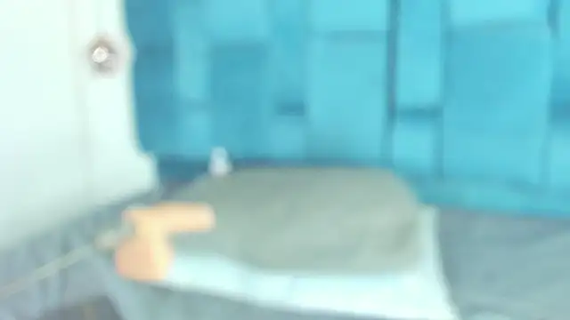 mia  fernandez online show from 5, 2, 2026