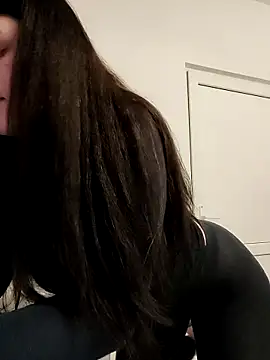 leeya lee online show from 22, 1, 2025