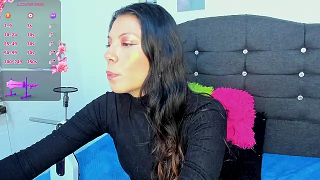 Selenakyle92  online show from 16, 6, 2026