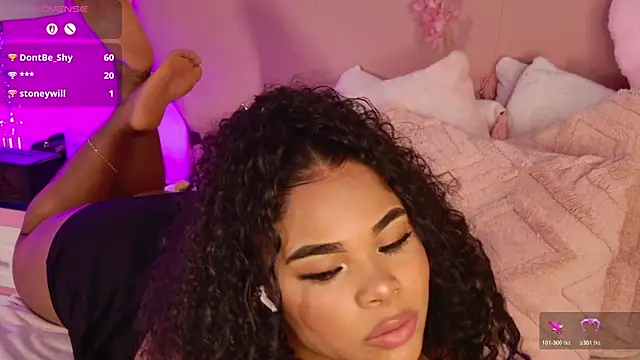NahiaraReina online show from 29, 4, 2026