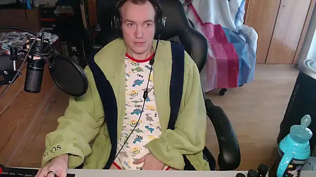 BabyDracoDarkfang online show from 29, 3, 2026