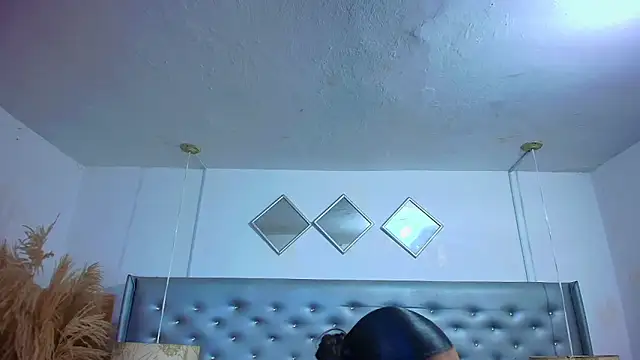 EileenBenzon online show from 26, 11, 2025