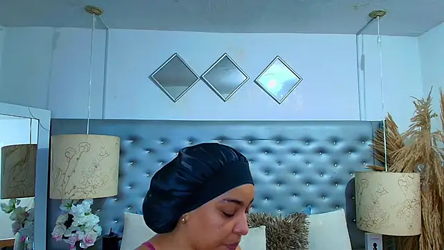 EileenBenzon online show from 11, 2, 2026