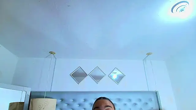 EileenBenzon online show from 11, 3, 2026