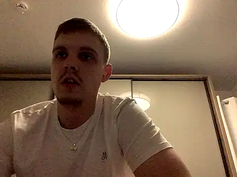 neilho1 online show from 9, 9, 2025