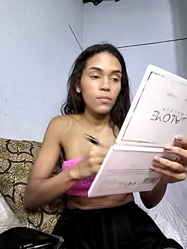 Cositarica 69 online show from 24, 9, 2025