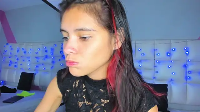 Snapshot of Salome_rouse1 chatting on 2, 10, 2025 Salome rouse1 online show from 2, 10, 2025