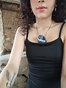 Snapshot of sweet_outdoor_charm chatting on 25, 6, 2026 sweet outdoor charm online show from 25, 6, 2026