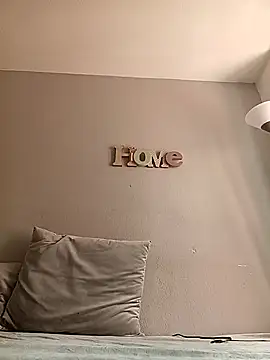 Nell-X online show from 5, 10, 2025