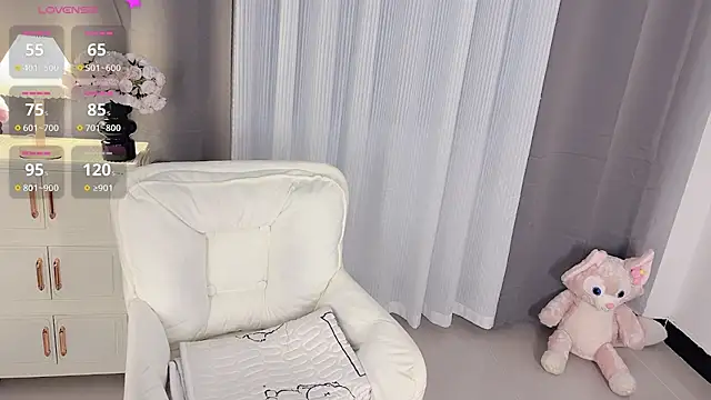 Snapshot of Lucky-susuBB chatting on 23, 12, 2024 Lucky-susuBB online show from 23, 12, 2024