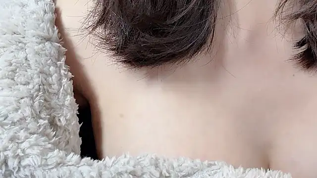 Snapshot of Lucky-susuBB chatting on 24, 11, 2025 Lucky-susuBB online show from 24, 11, 2025