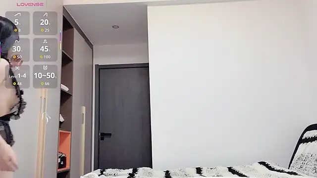 Snapshot of Lucky-susuBB chatting on 7, 2, 2026 Lucky-susuBB online show from 7, 2, 2026