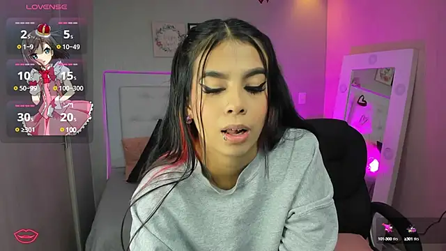 EMALINDA  HILSS online show from 21, 2, 2025