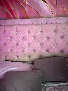 Snapshot of Rousse_blue chatting on 31, 10, 2025 Rousse blue online show from 31, 10, 2025