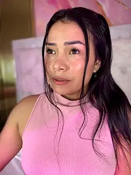 Snapshot of Rousse_blue chatting on 4, 11, 2025 Rousse blue online show from 4, 11, 2025