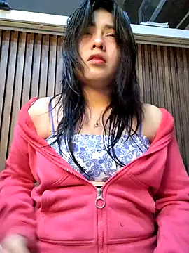 Snapshot of Elsa_sweet chatting on 10, 10, 2025 Elsa sweet online show from 10, 10, 2025