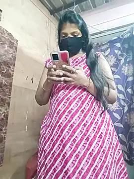 Snapshot of queensenorita chatting on 30, 9, 2025 queensenorita online show from 30, 9, 2025