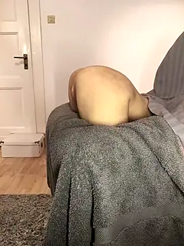 Snapshot of Inseminator69 chatting on 2, 12, 2025 Inseminator69 online show from 2, 12, 2025