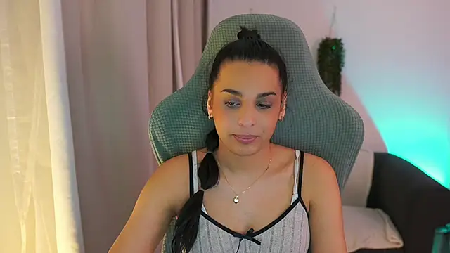 mila  denver online show from 23, 1, 2025