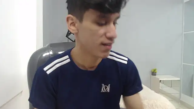 Snapshot of alan_ws chatting on 5, 1, 2025 alan ws online show from 5, 1, 2025