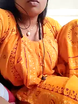 Snapshot of Priya_2222 chatting on 21, 1, 2025 Priya 2222 online show from 21, 1, 2025