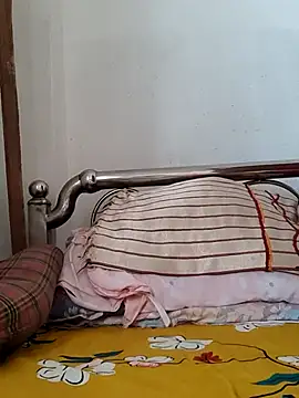 Snapshot of Priya_2222 chatting on 1, 3, 2025 Priya 2222 online show from 1, 3, 2025