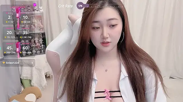 Stars Elyn online show from 14, 3, 2025