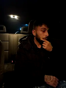 Snapshot of Iulianmarius12 chatting on 5, 3, 2026 Iulianmarius12 online show from 5, 3, 2026