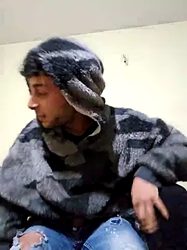 Snapshot of Iulianmarius12 chatting on 21, 3, 2026 Iulianmarius12 online show from 21, 3, 2026