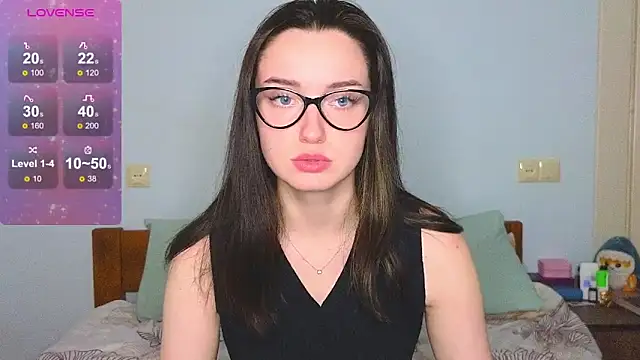 Snapshot of Wild_Sophie_ chatting on 18, 12, 2024 Wild Sophie online show from 18, 12, 2024