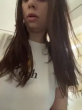 CurlyLara online show from 28, 6, 2026
