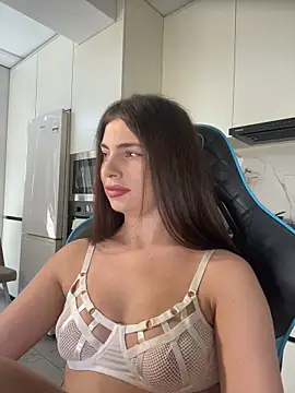CurlyLara online show from 29, 6, 2026