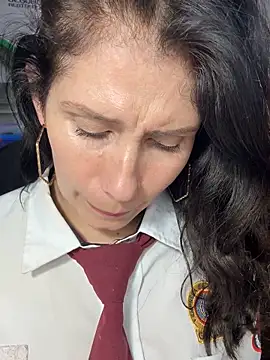 Alysson-- online show from 11, 5, 2026