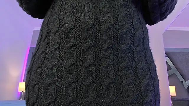 AmberiniHoffman online show from 3, 3, 2025