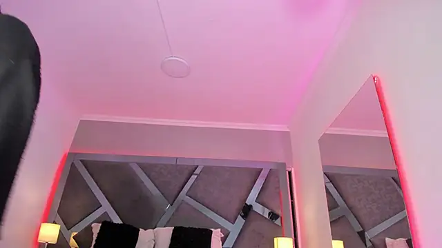 AmberiniHoffman online show from 12, 3, 2025