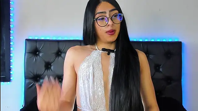 Snapshot of Skyler__blue4 chatting on 12, 1, 2025 Skyler  blue4 online show from 12, 1, 2025