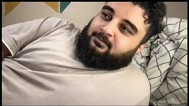 Snapshot of teddy_alan chatting on 4, 10, 2025 teddy alan online show from 4, 10, 2025