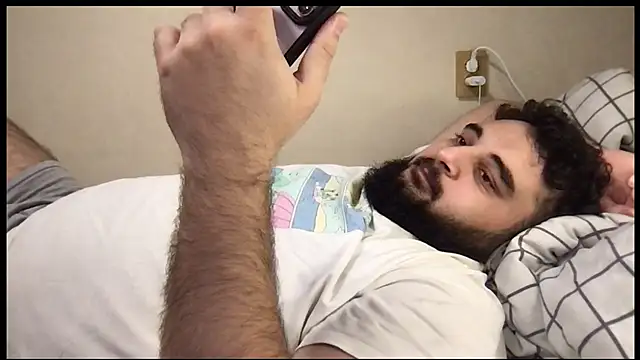 Snapshot of teddy_alan chatting on 6, 10, 2025 teddy alan online show from 6, 10, 2025