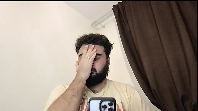 Snapshot of teddy_alan chatting on 17, 11, 2025 teddy alan online show from 17, 11, 2025