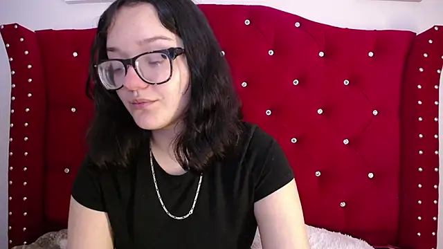 Snapshot of charlotte1-ls chatting on 12, 2, 2025 charlotte1-ls online show from 12, 2, 2025