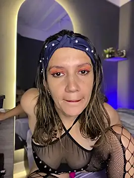 gwen ashly online show from 2, 2, 2026