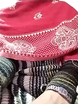 Snapshot of Cute-Ridhima chatting on 7, 1, 2025 Cute-Ridhima online show from 7, 1, 2025