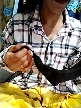 Snapshot of Cute-Ridhima chatting on 27, 2, 2025 Cute-Ridhima online show from 27, 2, 2025