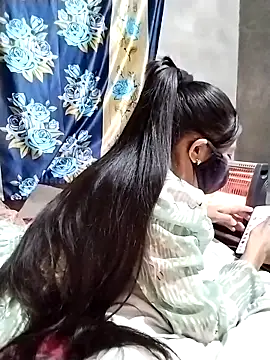 Snapshot of Cute-Ridhima chatting on 15, 3, 2025 Cute-Ridhima online show from 15, 3, 2025