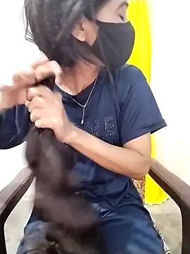 Snapshot of Cute-Ridhima chatting on 2, 10, 2025 Cute-Ridhima online show from 2, 10, 2025