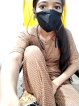 Snapshot of Cute-Ridhima chatting on 7, 10, 2025 Cute-Ridhima online show from 7, 10, 2025