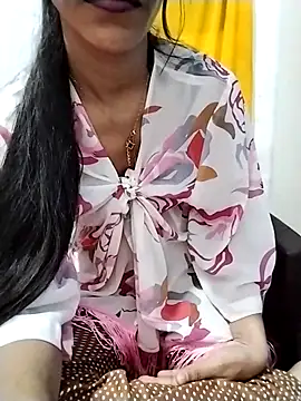 Snapshot of Cute-Ridhima chatting on 24, 10, 2025 Cute-Ridhima online show from 24, 10, 2025