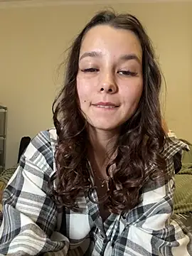 PoppyRobinson online show from 13, 12, 2024