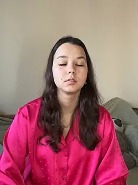 PoppyRobinson online show from 19, 12, 2024