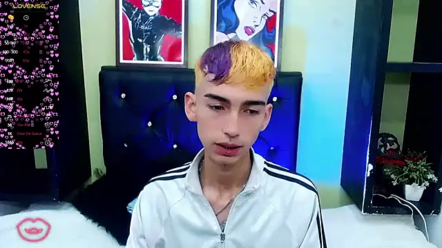 ttimy x boy online show from 6, 3, 2025